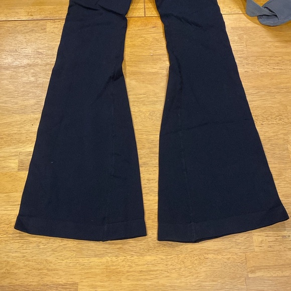 Flare crossover leggings - Picture 2 of 5